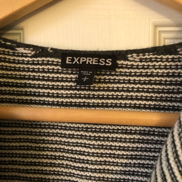 Express black and white sweater - Picture 2 of 4